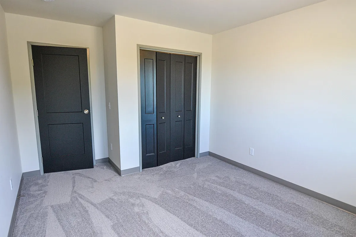 Building Photo - 1244 S G Ave #3