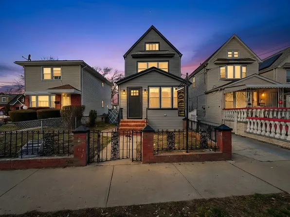 132-05 109th Ave, South Ozone Park, NY 11420