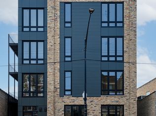 2135 W Cermak Rd #2S, Chicago, IL 60608