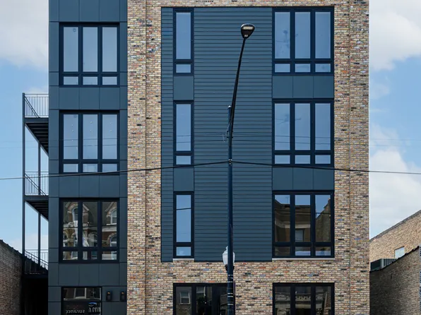 2135 W Cermak Rd #3N, Chicago, IL 60608