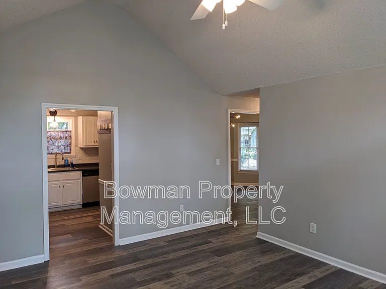 145 Diamond Dr — Photo 5