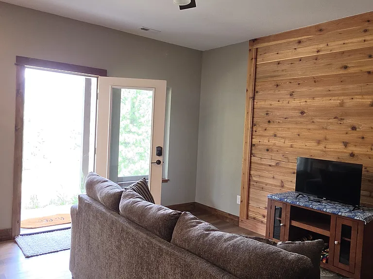 1355 Broadview Rd #2 — Photo 3