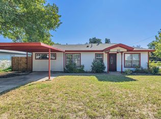 900 Vaquero St, White Settlement, TX 76108