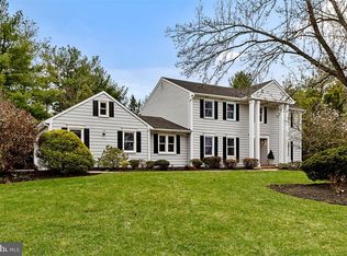 32 Highmont Dr, West Windsor, NJ