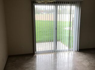 11 Dawson Cir #A, Riverton, IL