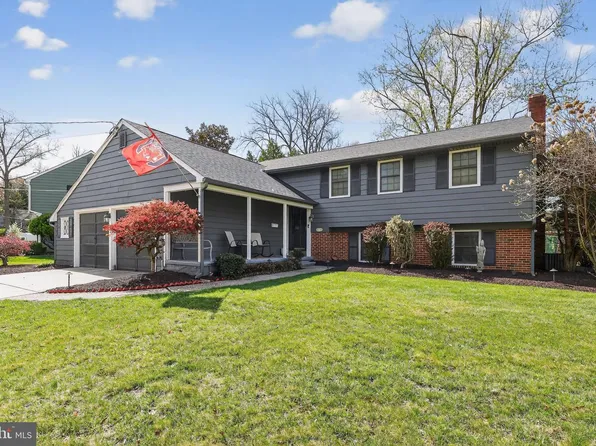123 Pearl Croft Rd, Cherry Hill, NJ 08034