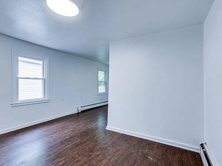 978 Manton Way — Photo 31