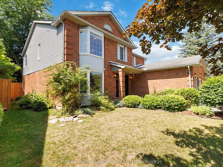 223 Sunnyside Dr — Photo 5