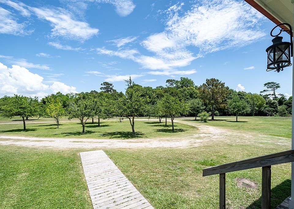 14328 Fm 2354, Beach City, TX 77523 MLS 83865770 Zillow