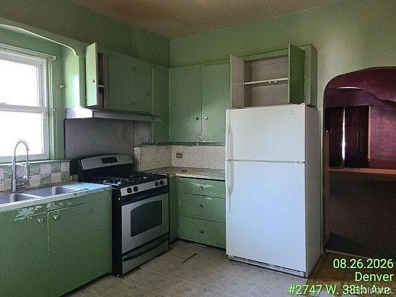 2nd image of 2747 W 38th Avenue