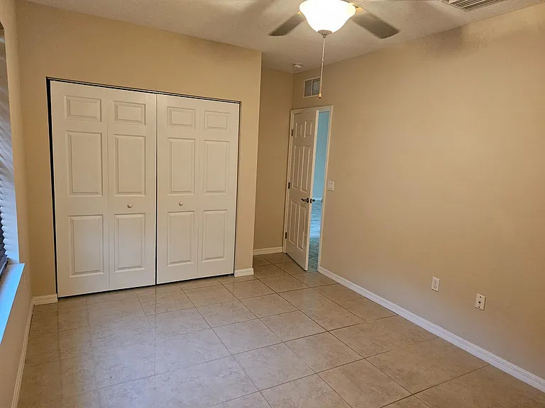 34 Richmond Dr — Photo 13