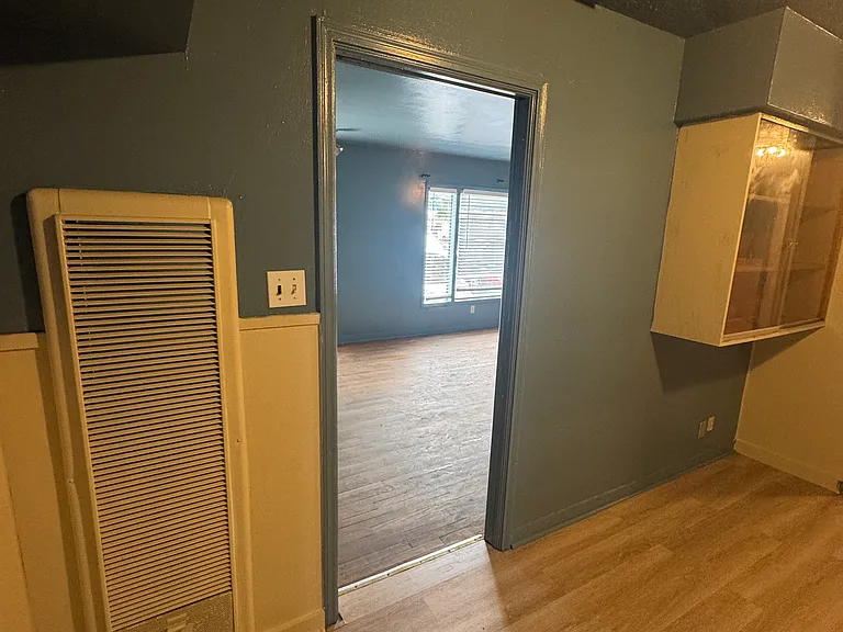 809 Loma St — Photo 21