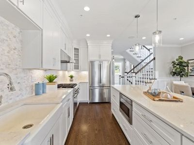 64 Weston Ln #64, Hopkinton, MA, 01748