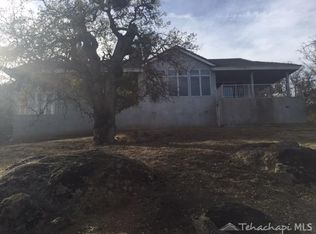 29400 Stallion Springs Dr, Tehachapi, CA 93561