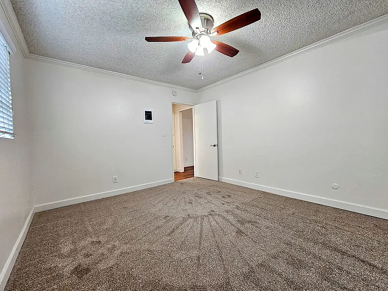 3946 Idaho St — Photo 49