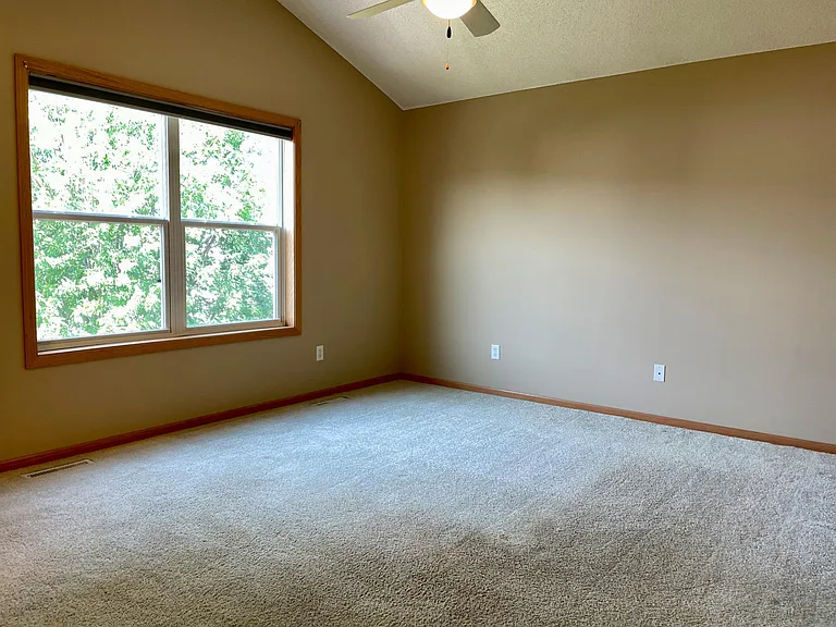 6765 Greenbriar Curv — Photo 7