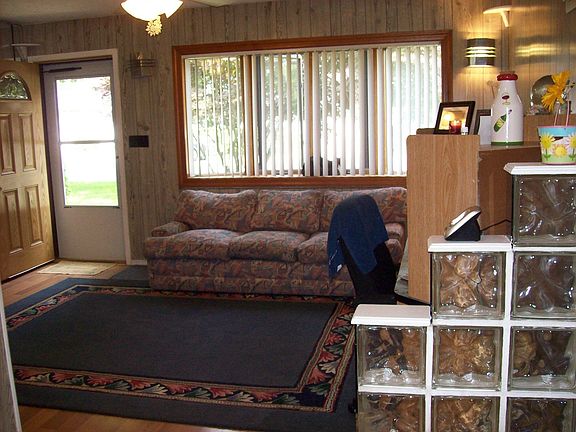 4th image of 1666 N Gardiner Dr