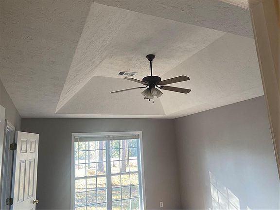 4th image of 6487 Lee Road 240