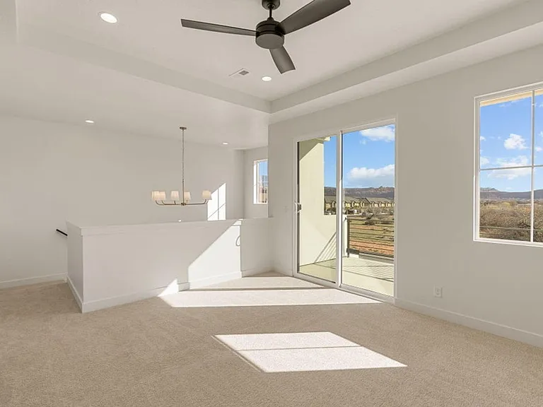 2433 Patricia Dr — Photo 19