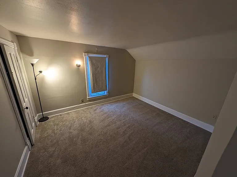 1624 S Highland Ave — Photo 2