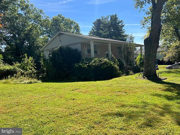 4th image of 2505 Jonathan Rd