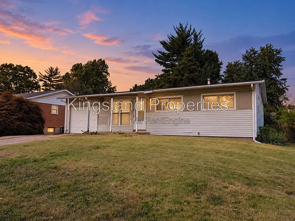 1321 Columbus Dr