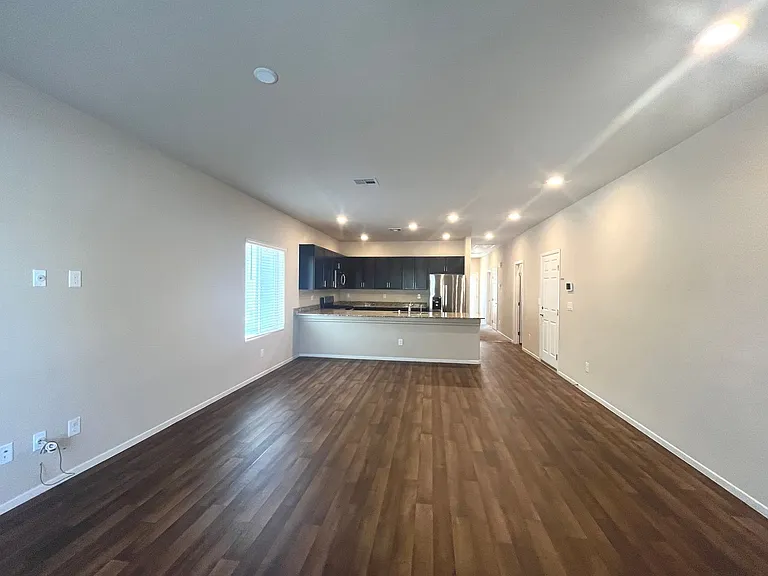 7529 Brody Meadows St — Photo 6