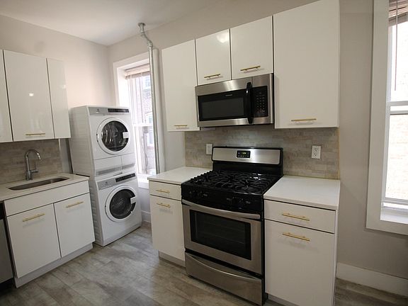 3rd image of 154 Summit Ave #4AAAAAA