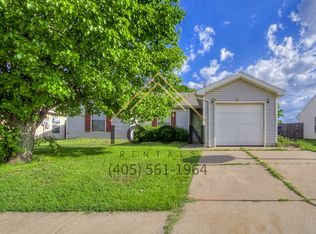 10477 Aberdeen Dr, Yukon, OK 73099