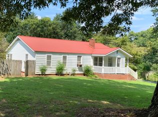 40 Sturdivant Dr, Summerville, GA 30747