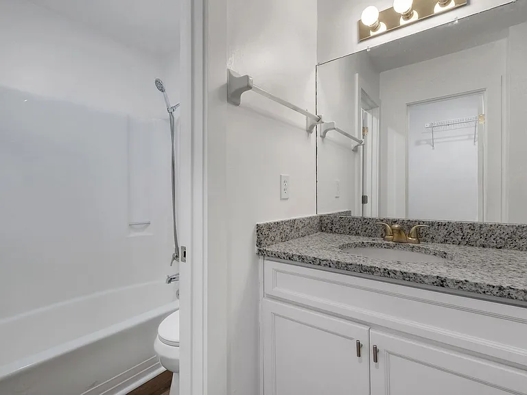 2956 Woodrich Dr — Photo 13