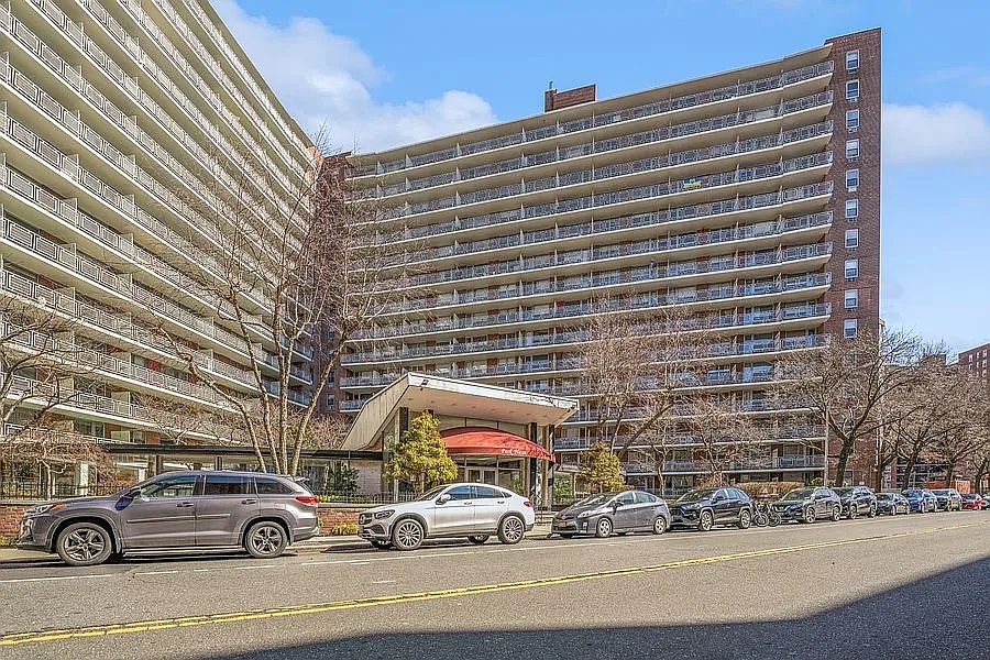 1st image of 61-25 97th St APT 10E