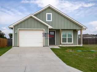 2314 Creekview Dr, Granbury, TX 76048