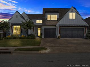 2244 W Decatur St, Broken Arrow, OK 74011