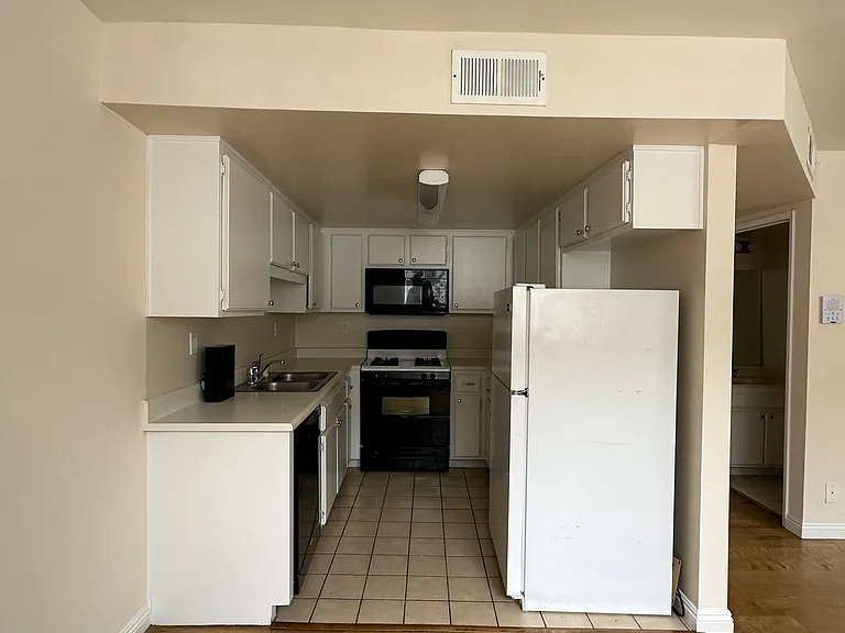 3125 S Canfield Ave #107 — Photo 3