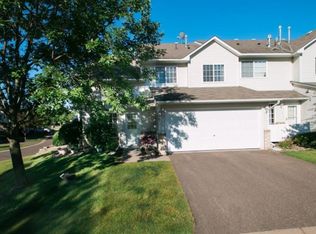8638 Quarry Ridge Ln, Woodbury, MN 55125