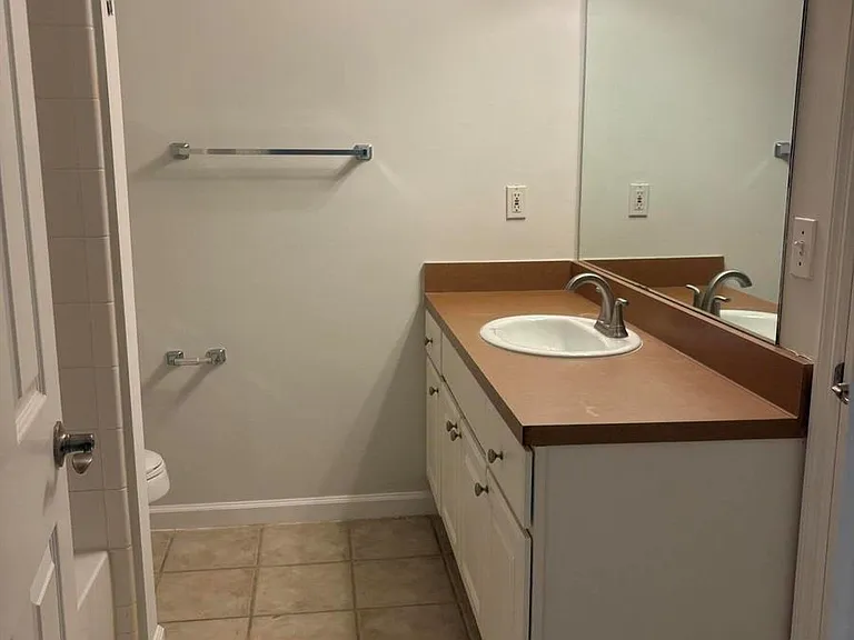 2044 Alta Meadows Ln #1807 — Photo 10