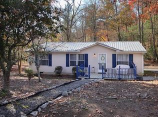 241 Laurelwood Ln, Mills River, NC 28759