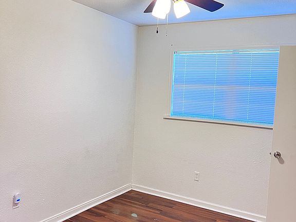 5th image of 1604 Belmoor Dr
