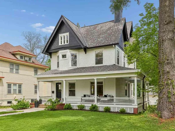 424 S Summit St, Iowa City, IA 52240