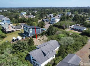 263 Sand Dune Ave SW, Ocean Shores, WA 98569