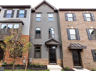 2666 Jetstream Rd, Herndon, VA 20171