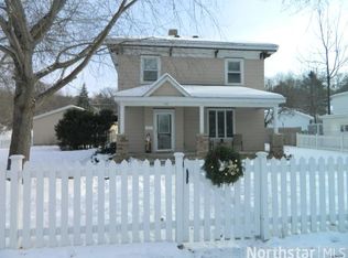 918 9th St, Hudson, WI 54016
