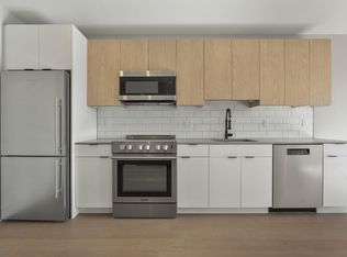 75 Chestnut St #404, Portland, ME 04101