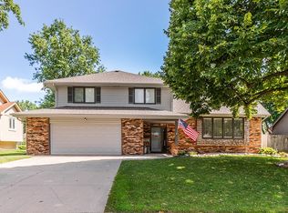 21345 Edgevale Cir, Elkhorn, NE 68022