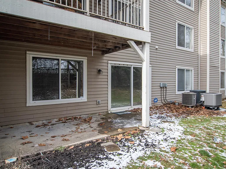 870 Southmeadow Cir #102 — Photo 10