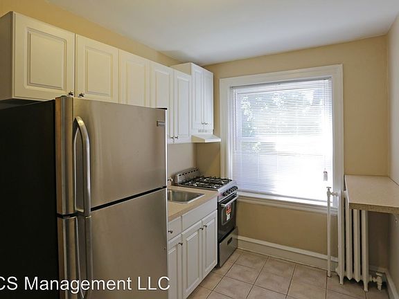 5th image of 6355 Lancaster Ave APT 102