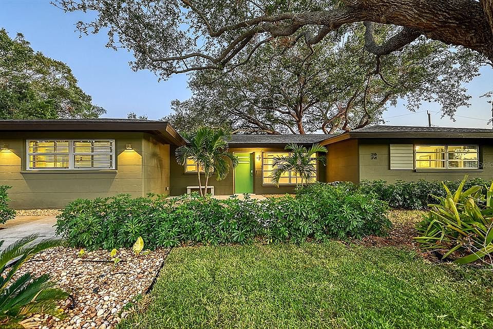1st image of 2674 Jefferson Cir