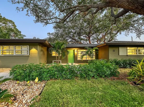 2674 Jefferson Cir, Sarasota, FL 34239