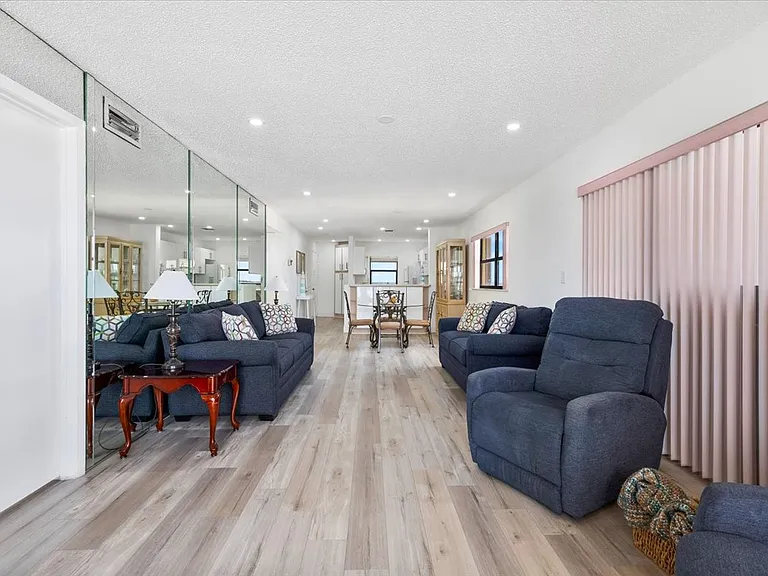 7420 S Ocean Dr #C611 — Photo 4